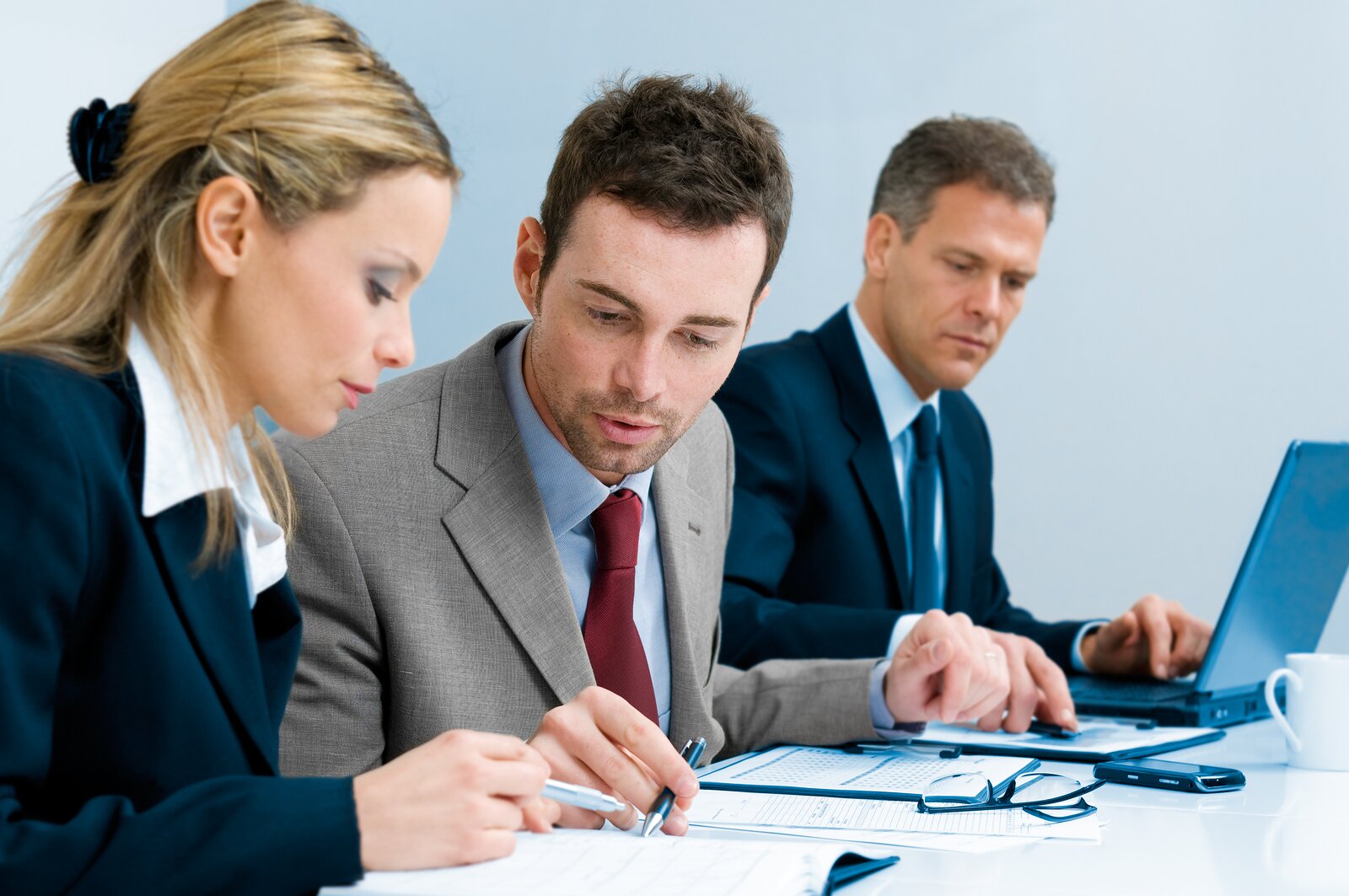 bigstock-Businessman-and-businesswoman--14507954